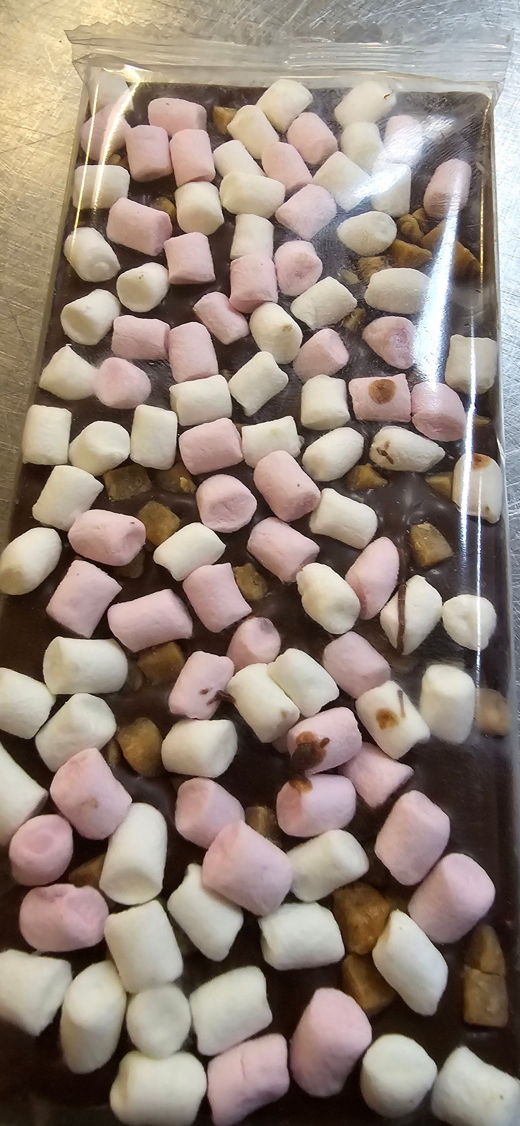 Handmade Rocky Road Milk Chocolate Bar 100g.