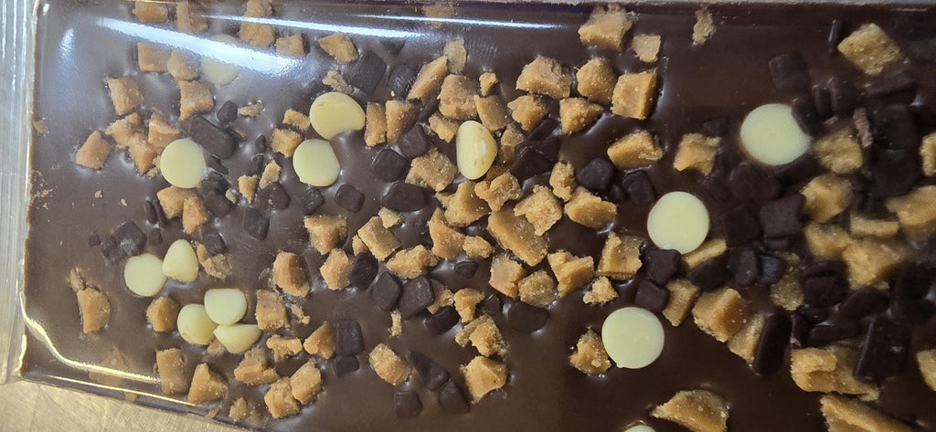 Milk Chocolate Bar- Mississippi mud- Artisan chocolate treats.